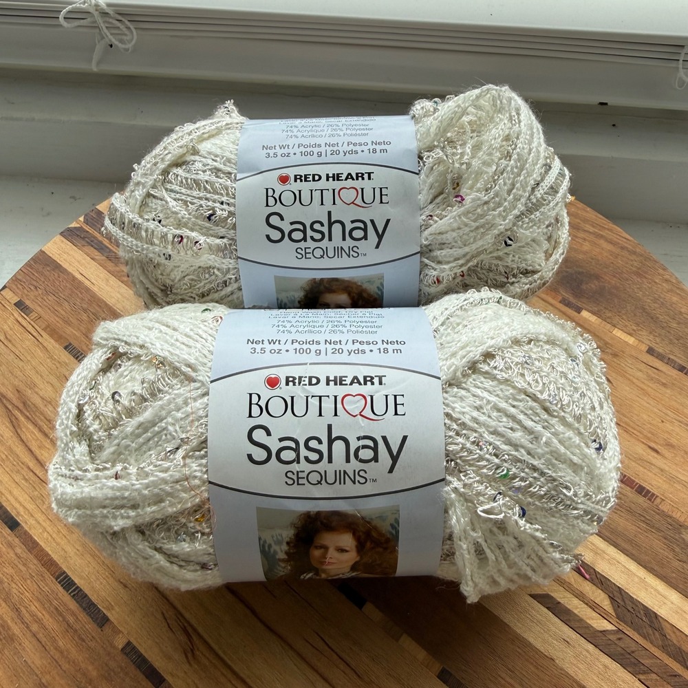 Red Heart Boutique Sashay Sequins Yarn Champagne 1101 Lot 362-N Set of 2 Balls